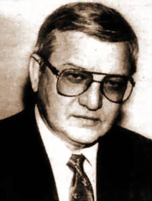 ВИКТОР ДРОВОРУБ