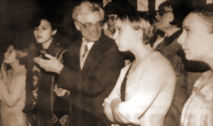 ХУДОЖНИК НЕ СМОГ ЖИТЬ В ТЕМНОТЕ