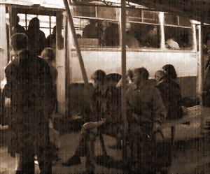 ПОМОЛИСЬ, САДЯСЬ В АВТОБУС