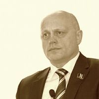 Виктор Назаров: «Мне придется держать политические удары»